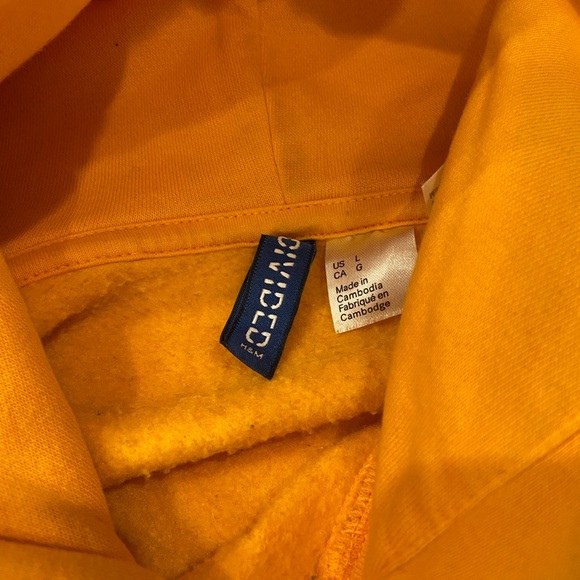 Divided sweatshirt - Picture 2 of 3